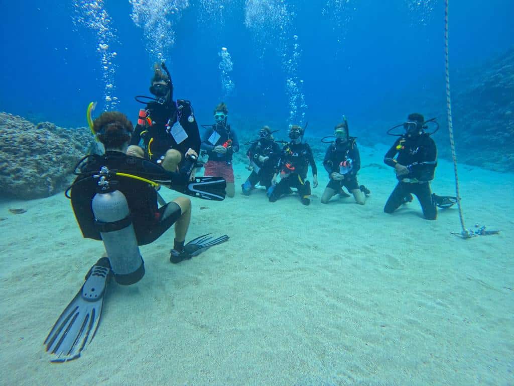 IDC Candidates Open Water Presentations in Mauritius with Crystal Divers Mauritius